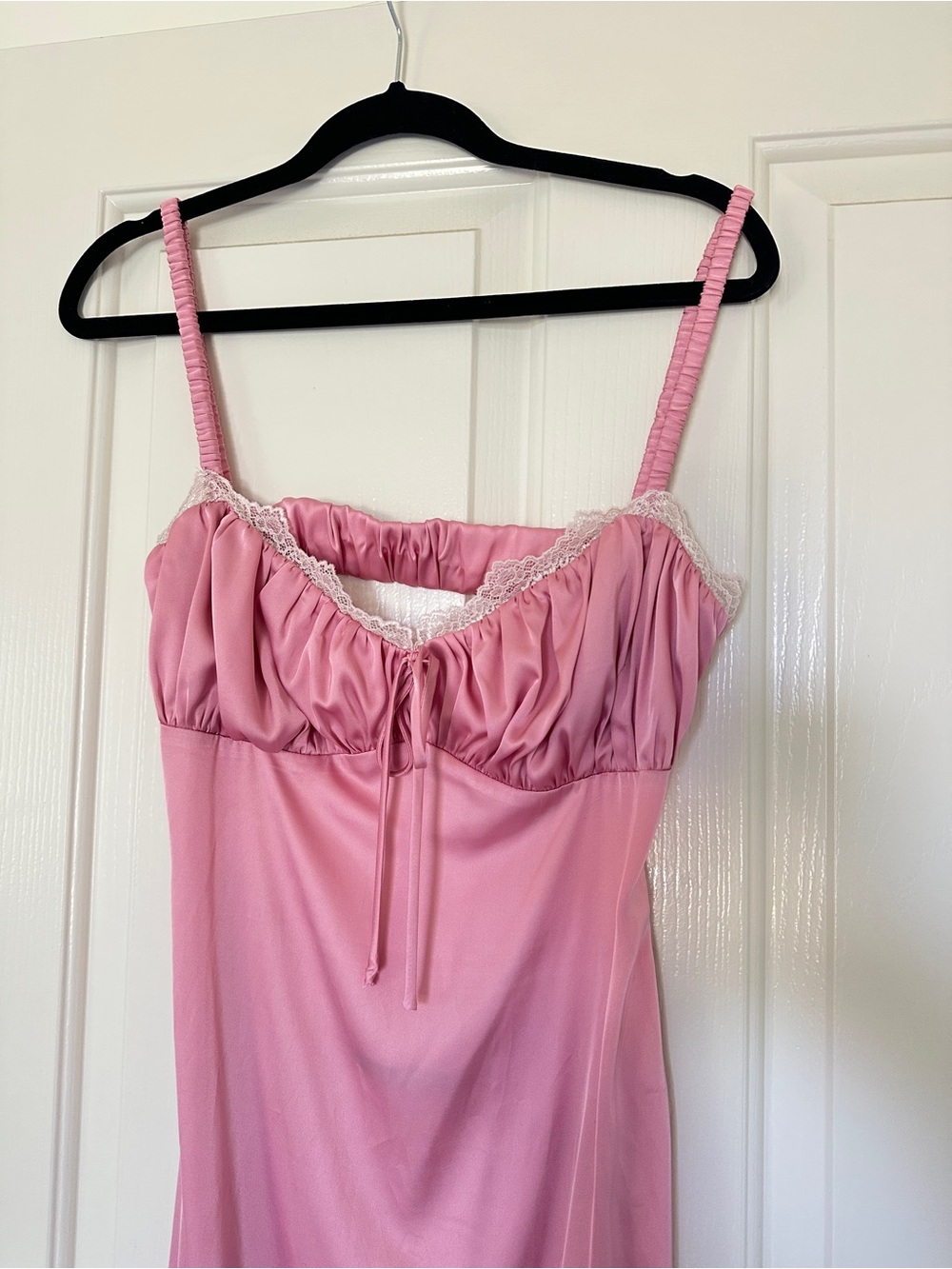 Elegant Pink Backless Satin Dress with Lace Trim